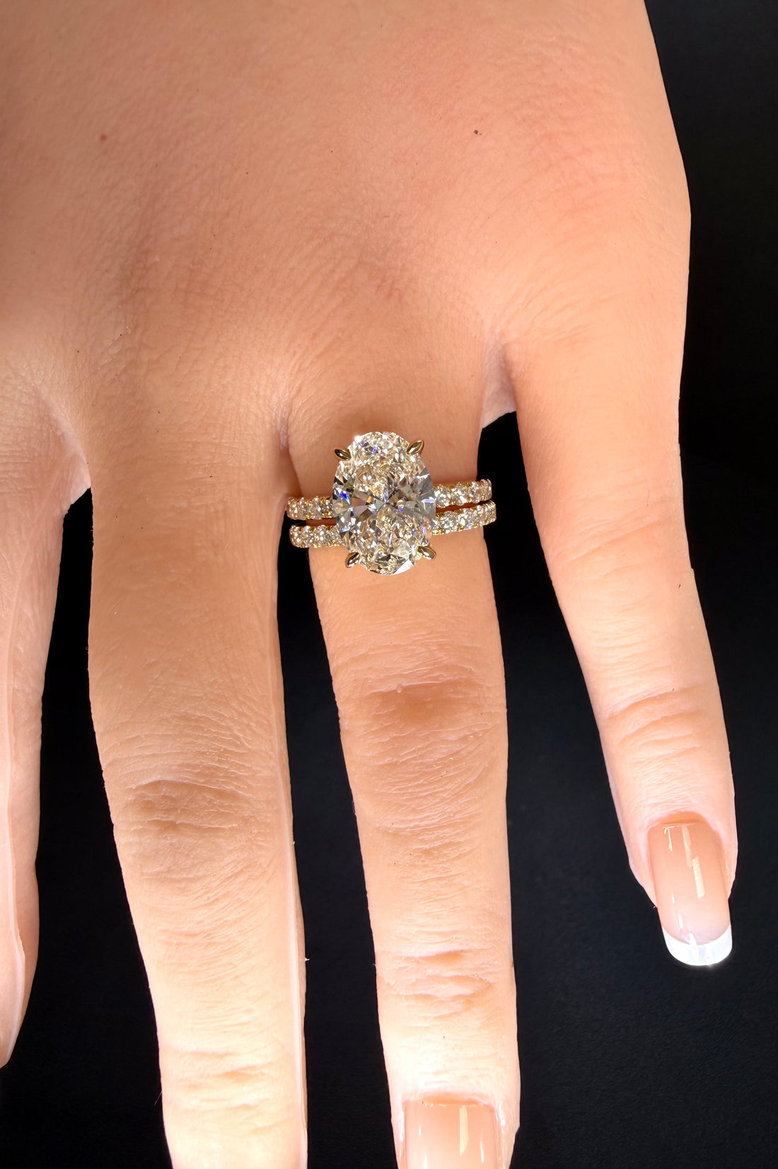 5.06 CTTW Oval Cut Diamond IGI Certified 14K Yellow Gold Engagement Ring