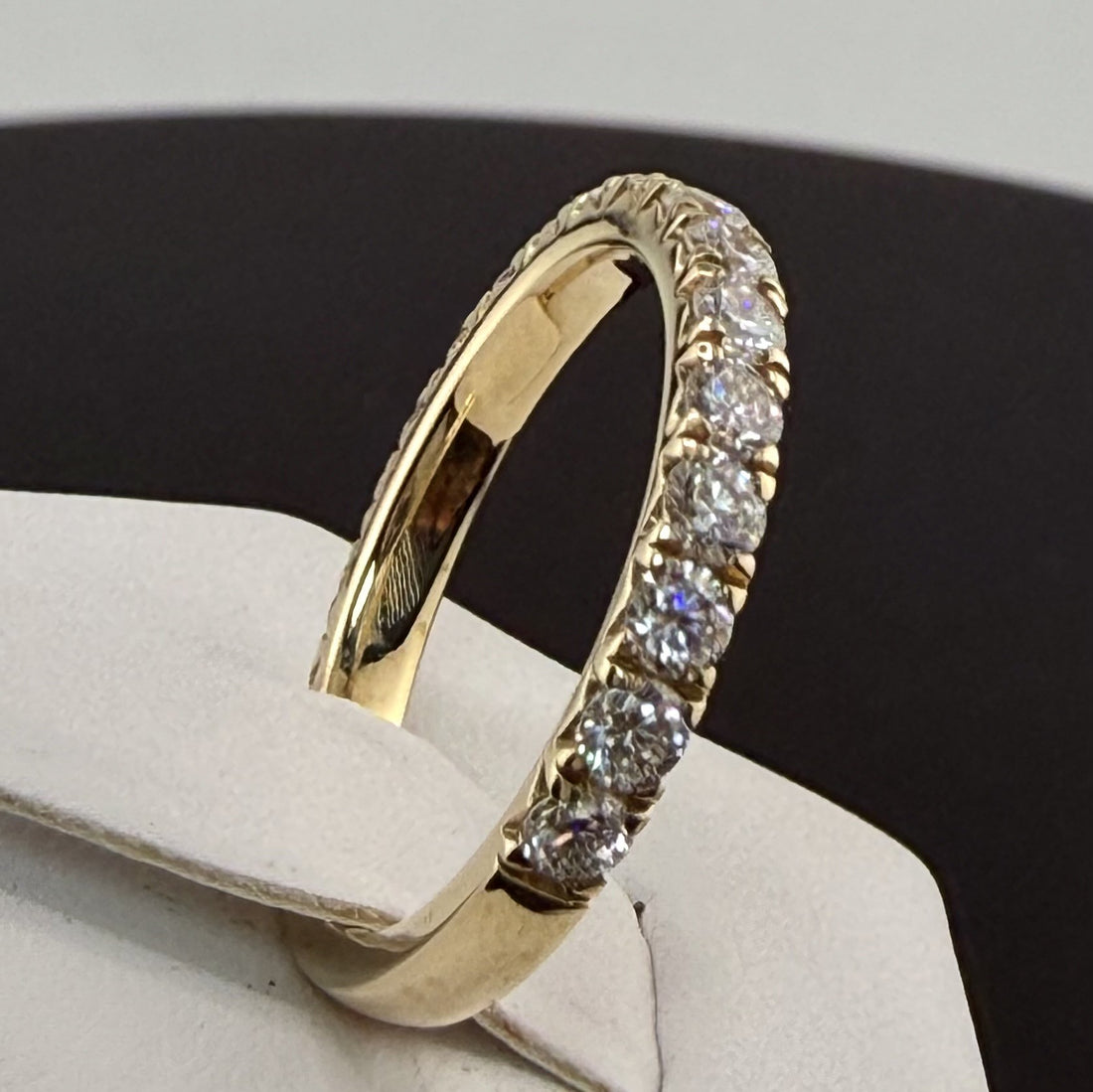 14K Yellow Gold 2.5mm .96cttw Round Diamond French Pave Wedding Band