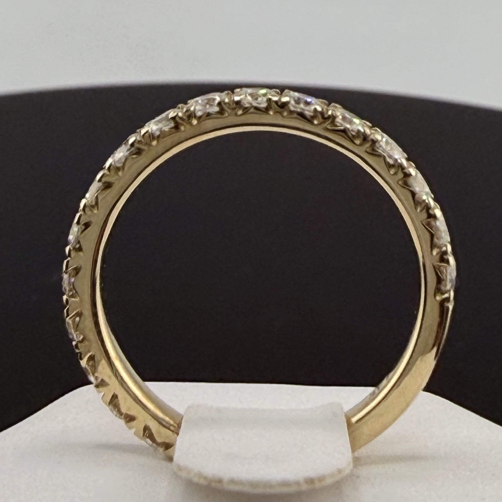 14K Yellow Gold 2.5mm .96cttw Round Diamond French Pave Wedding Band