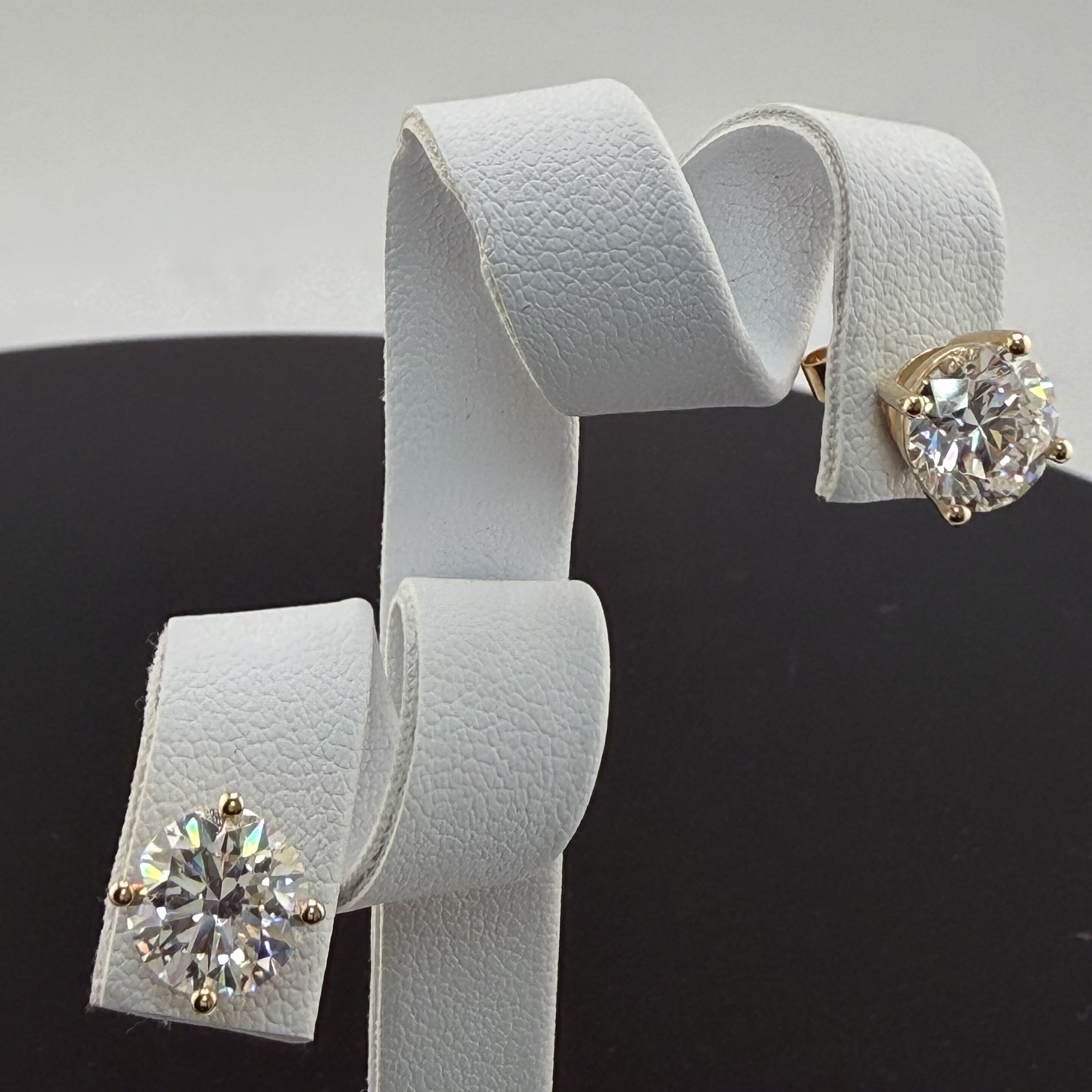 4cttw Round IGI Certified Lab Grown Diamond Stud 14K Yellow Gold Earrings