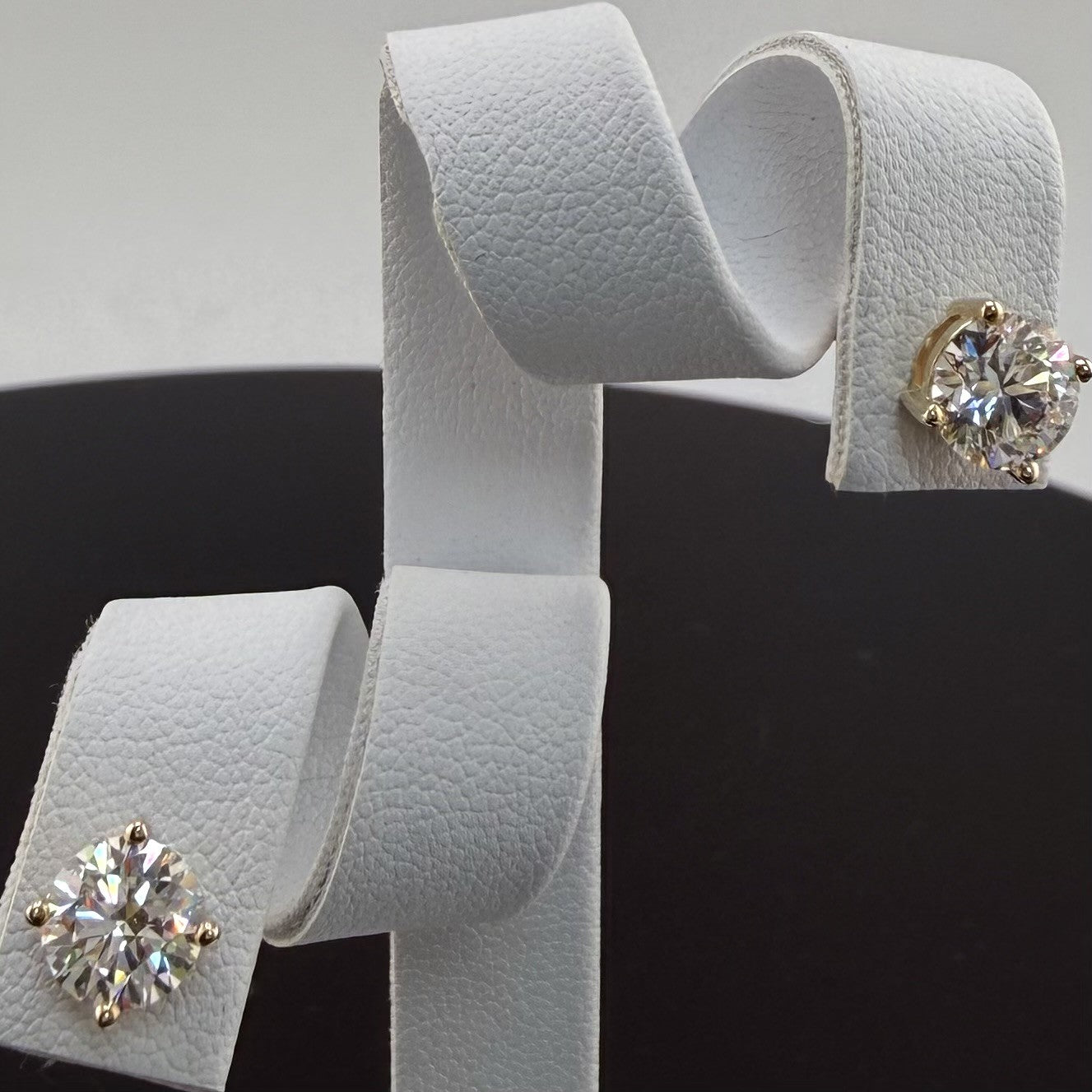 2cttw Round IGI Certified Lab Grown Diamond Stud 14K Yellow Gold Earrings
