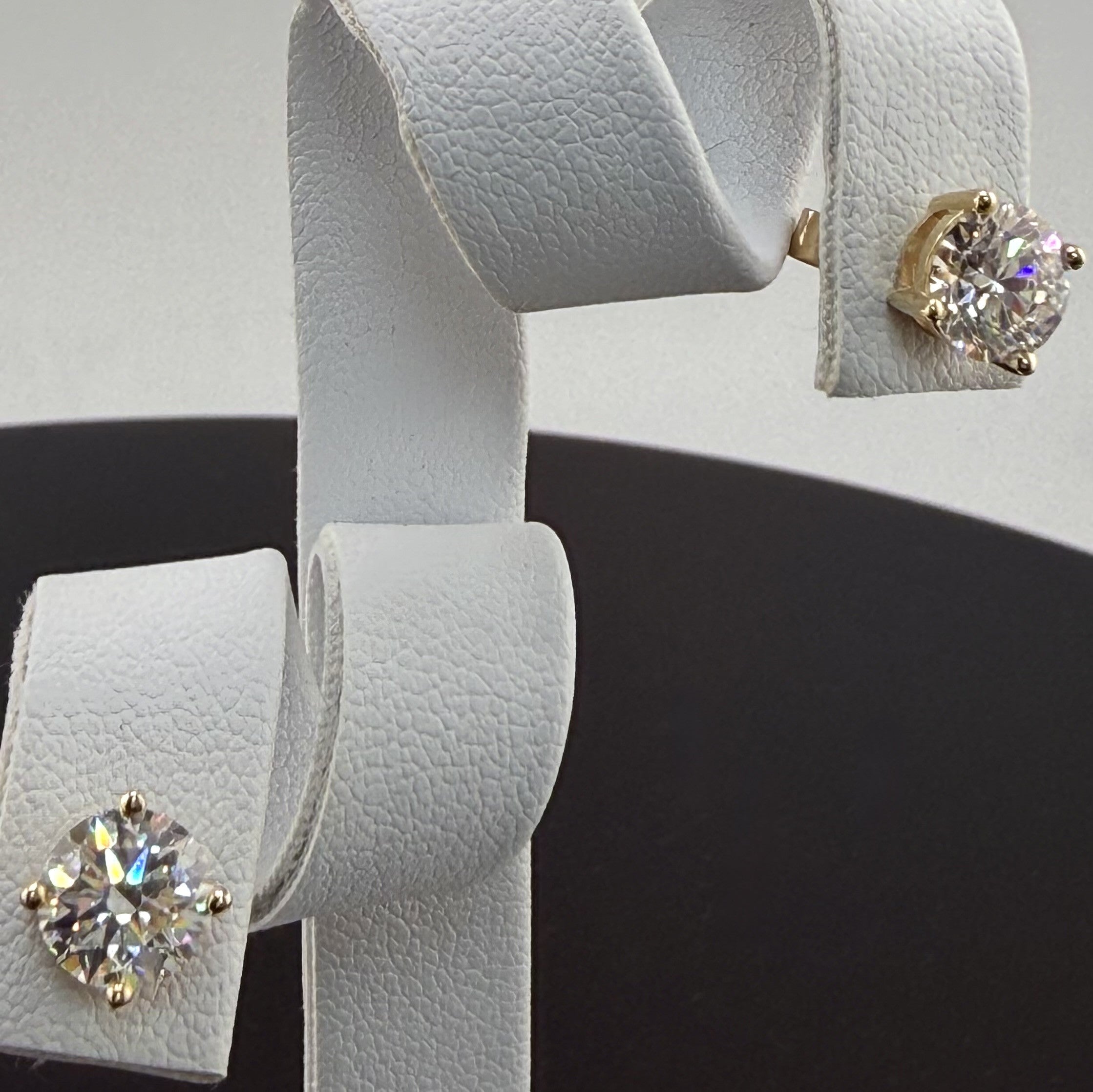 2cttw Round IGI Certified Lab Grown Diamond Stud 14K Yellow Gold Earrings