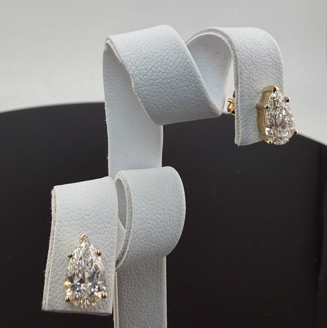 2.18cttw Pear IGI Certified Lab Grown Diamond Stud 14K Yellow Gold Earrings