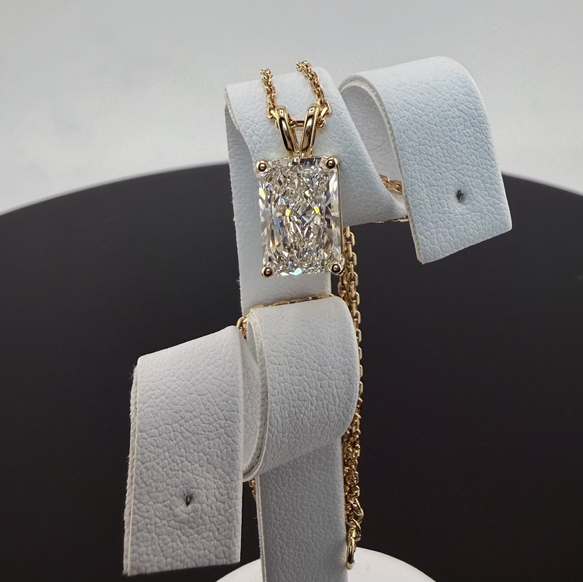 3ct Radiant Cut Diamond IGI Certified Pendant 14K Yellow Gold 16" Chain Necklace
