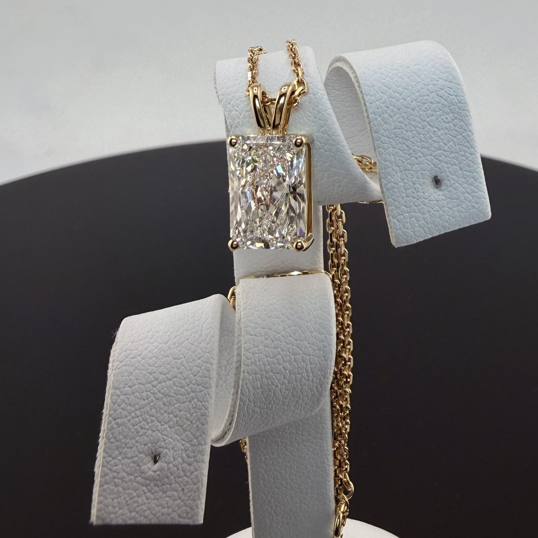 3ct Radiant Cut Diamond IGI Certified Pendant 14K Yellow Gold 16" Chain Necklace