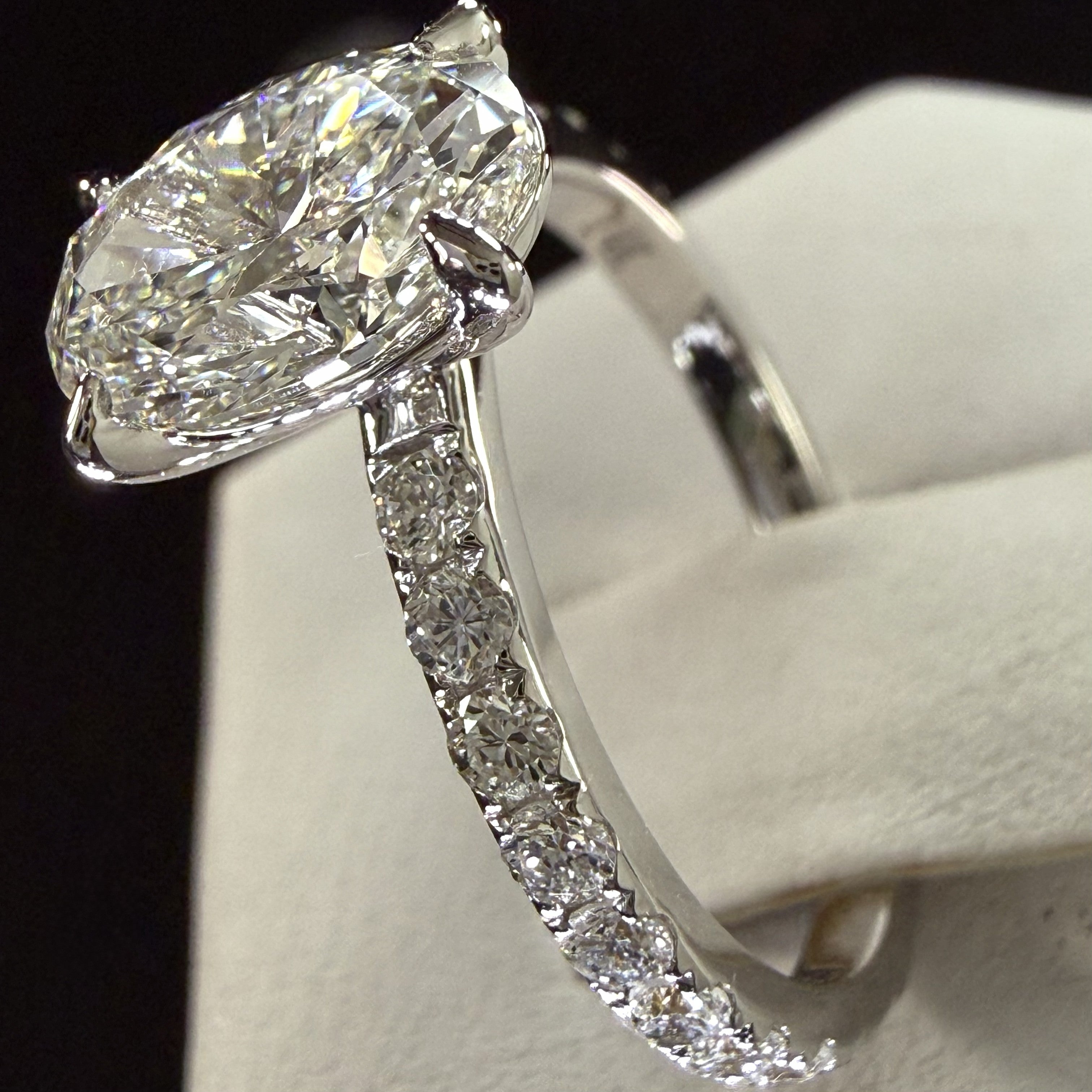 2.25ct Total Weight Oval Cut Diamond IGI Certified 14K White Gold Engagement Ring