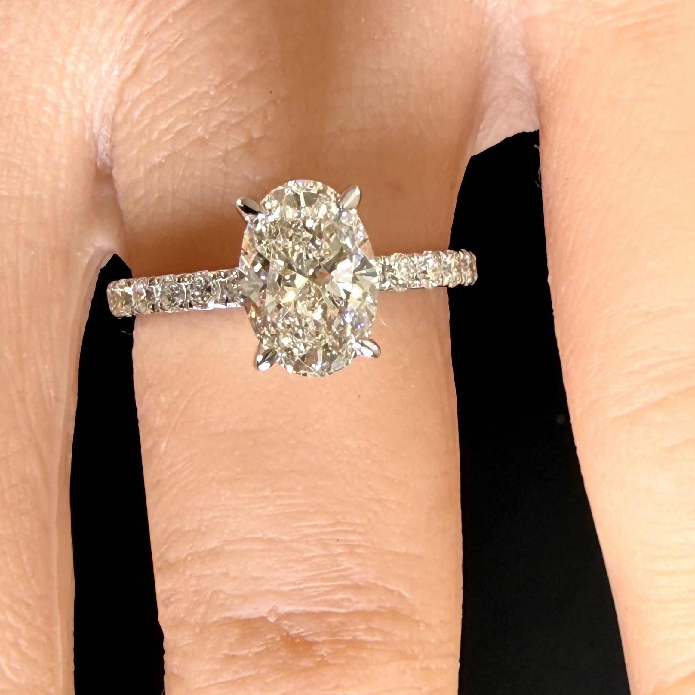 2.25ct Total Weight Oval Cut Diamond IGI Certified 14K White Gold Engagement Ring