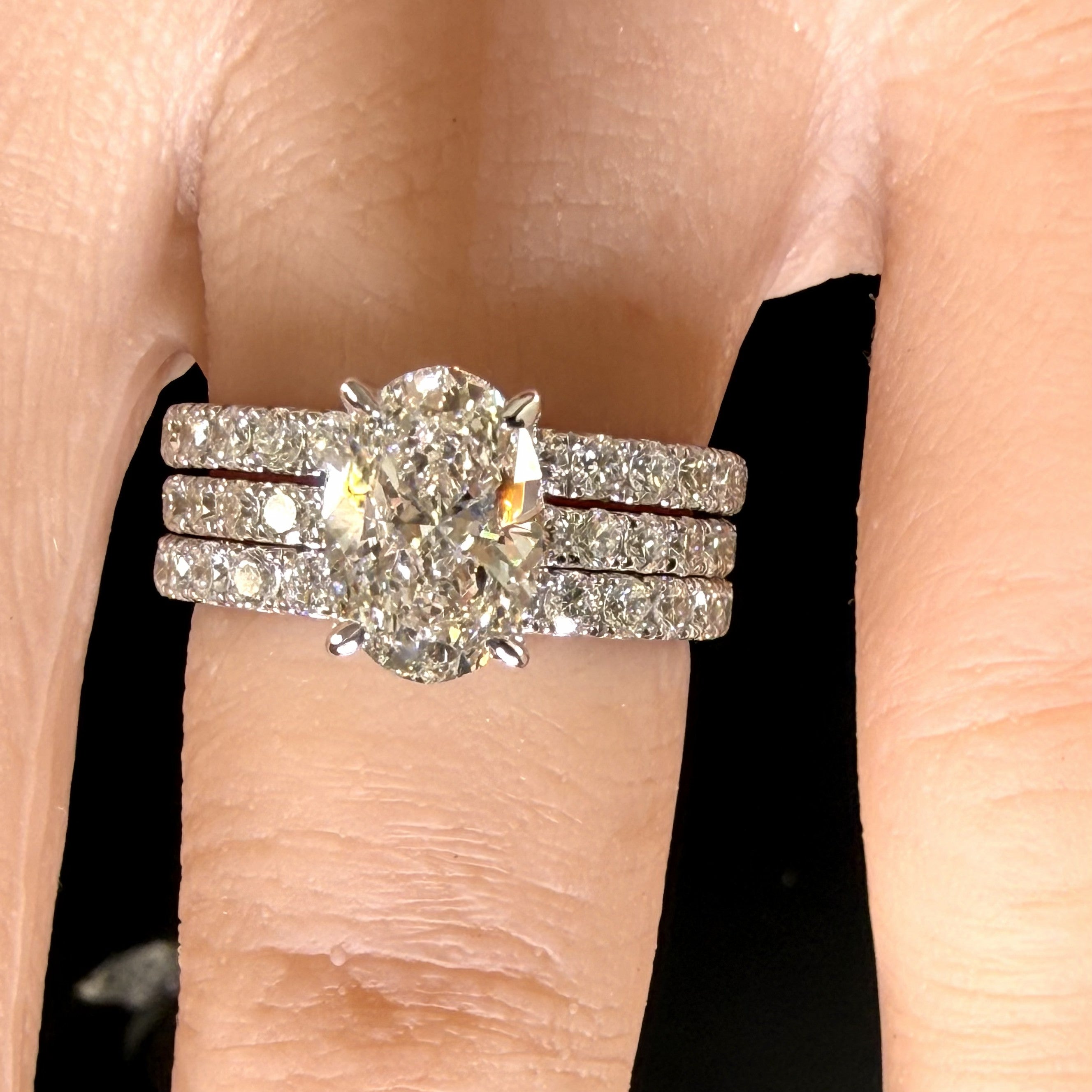 2.25ct Total Weight Oval Cut Diamond IGI Certified 14K White Gold Engagement Ring