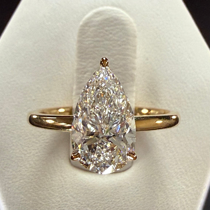 1.5ct Pear Cut Lab Grown Diamond IGI Certified 14K Yellow Gold Engagement Ring