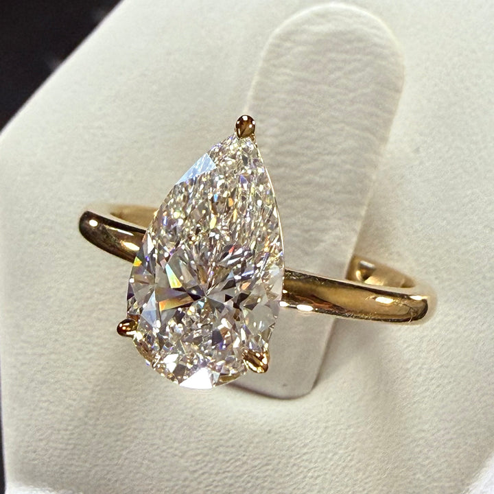 1.5ct Pear Cut Lab Grown Diamond IGI Certified 14K Yellow Gold Engagement Ring