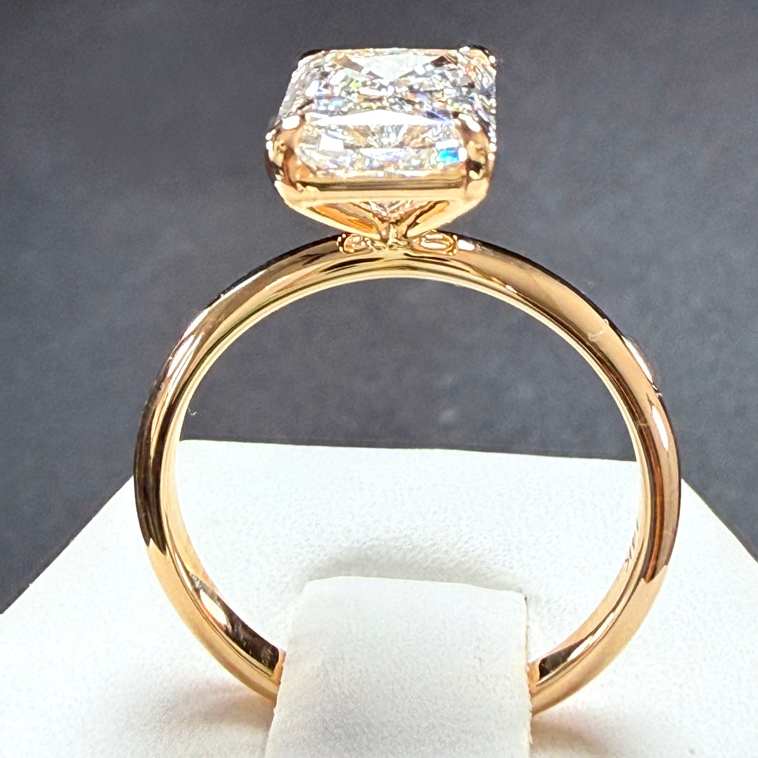 1.5ct Radiant Cut Lab Grown Diamond IGI Certified 14K Yellow Gold Engagement Ring (Copy)