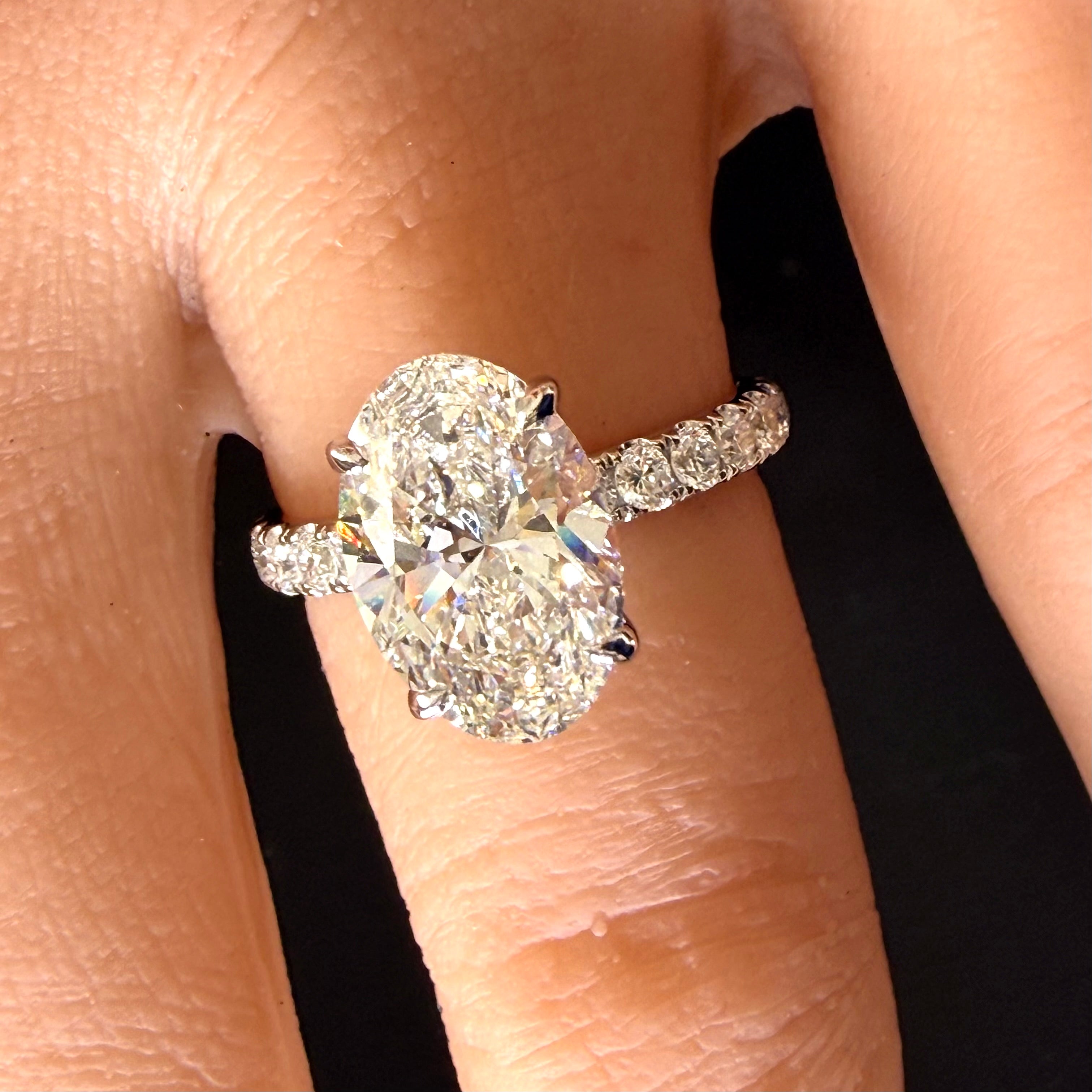 2.75ct Total Weight Oval Cut Diamond IGI Certified 14K White Gold Engagement Ring
