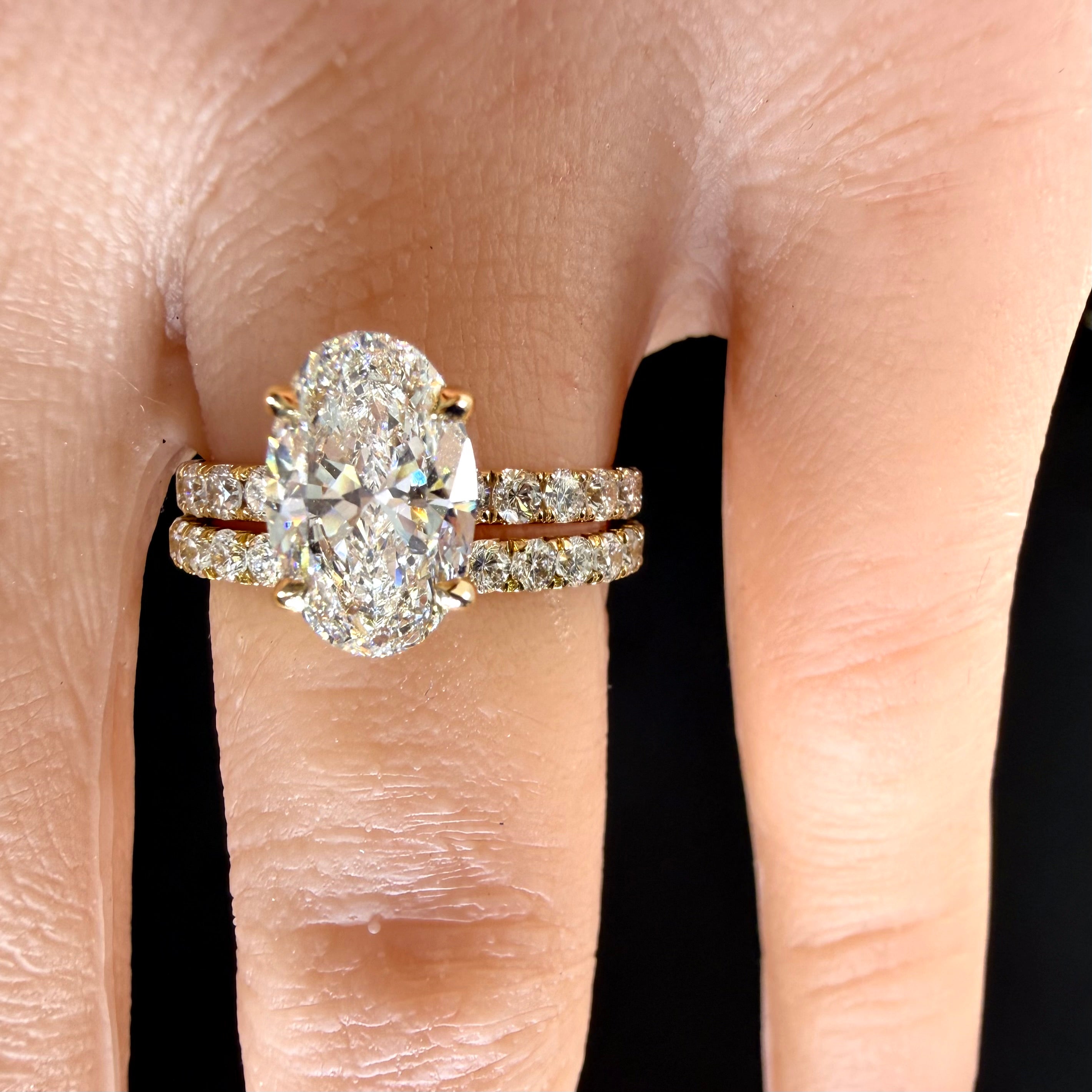 2.78ct Total Weight Oval Cut Diamond IGI Certified 14K Yellow Gold Engagement Ring
