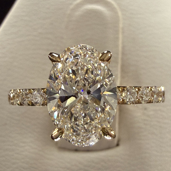2.27ct Total Weight Oval Cut Diamond IGI Certified 14K Yellow Gold Engagement Ring