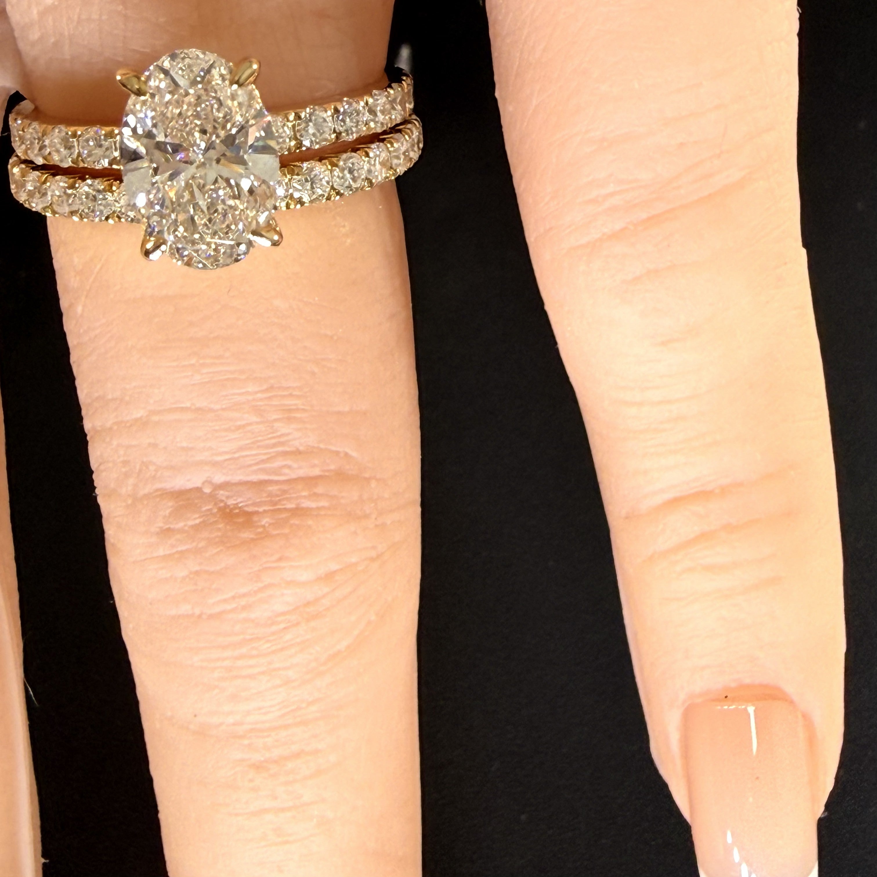 2.27ct Total Weight Oval Cut Diamond IGI Certified 14K Yellow Gold Engagement Ring