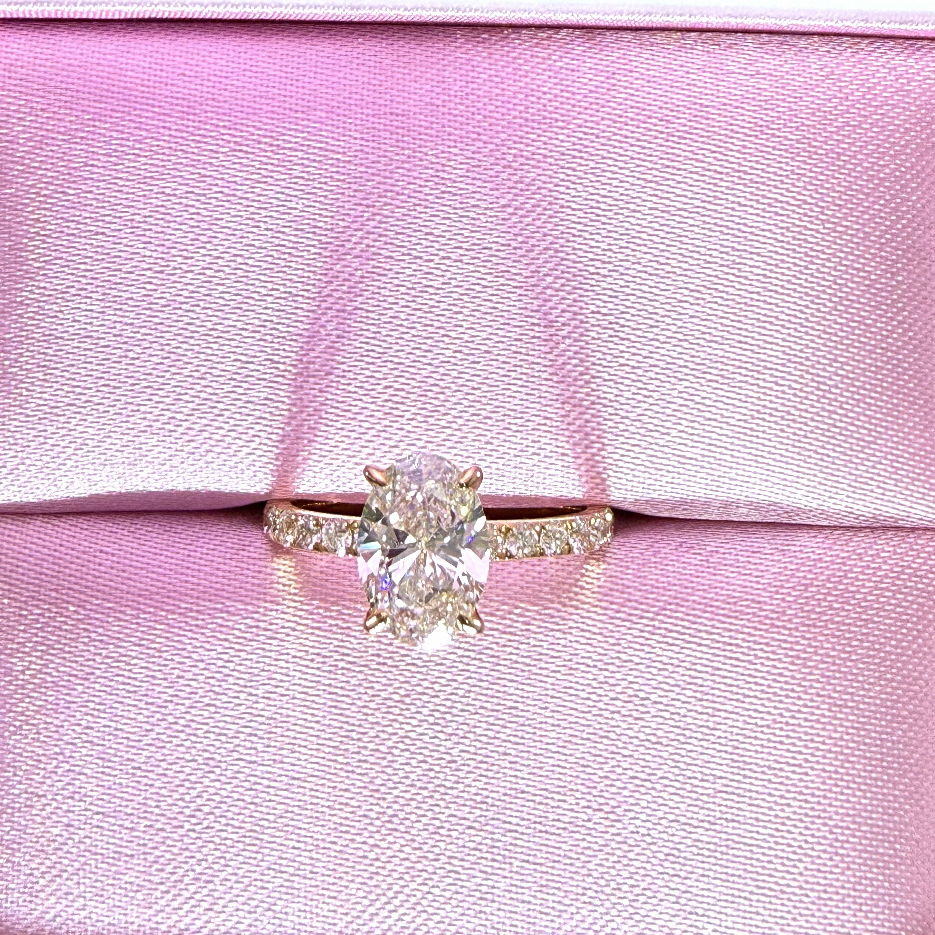 2.27ct Total Weight Oval Cut Diamond IGI Certified 14K Yellow Gold Engagement Ring