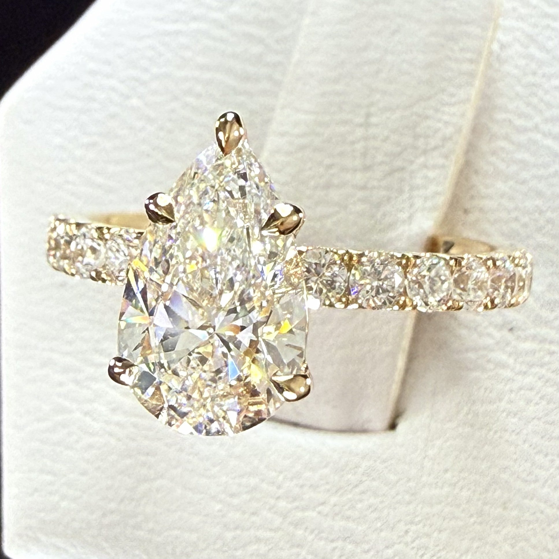 2.28ct Total Weight Pear Cut Diamond IGI Certified 14K Yellow Gold Engagement Ring