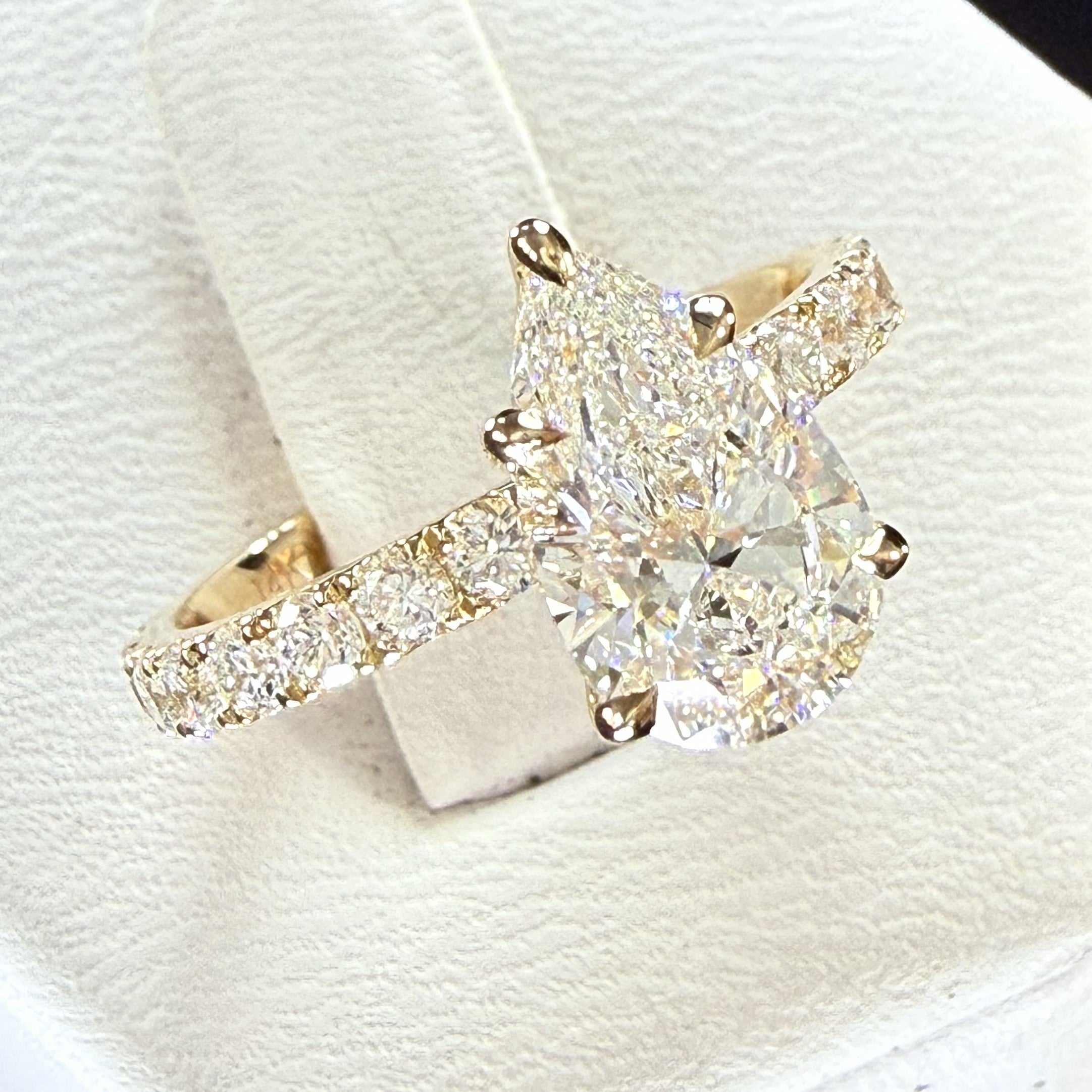 2.28ct Total Weight Pear Cut Diamond IGI Certified 14K Yellow Gold Engagement Ring