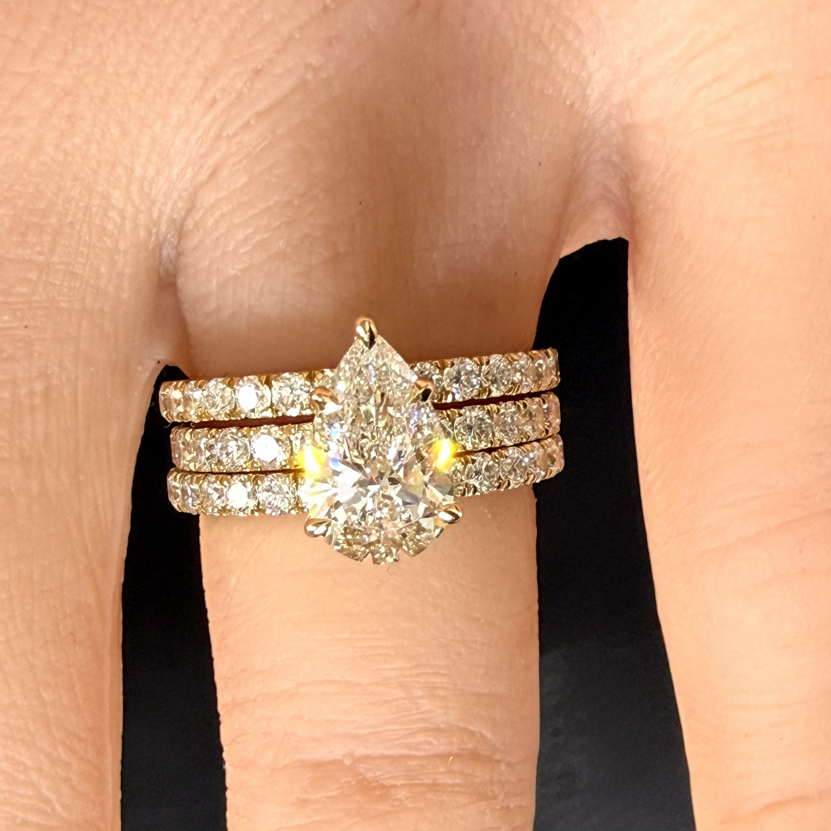 2.28ct Total Weight Pear Cut Diamond IGI Certified 14K Yellow Gold Engagement Ring