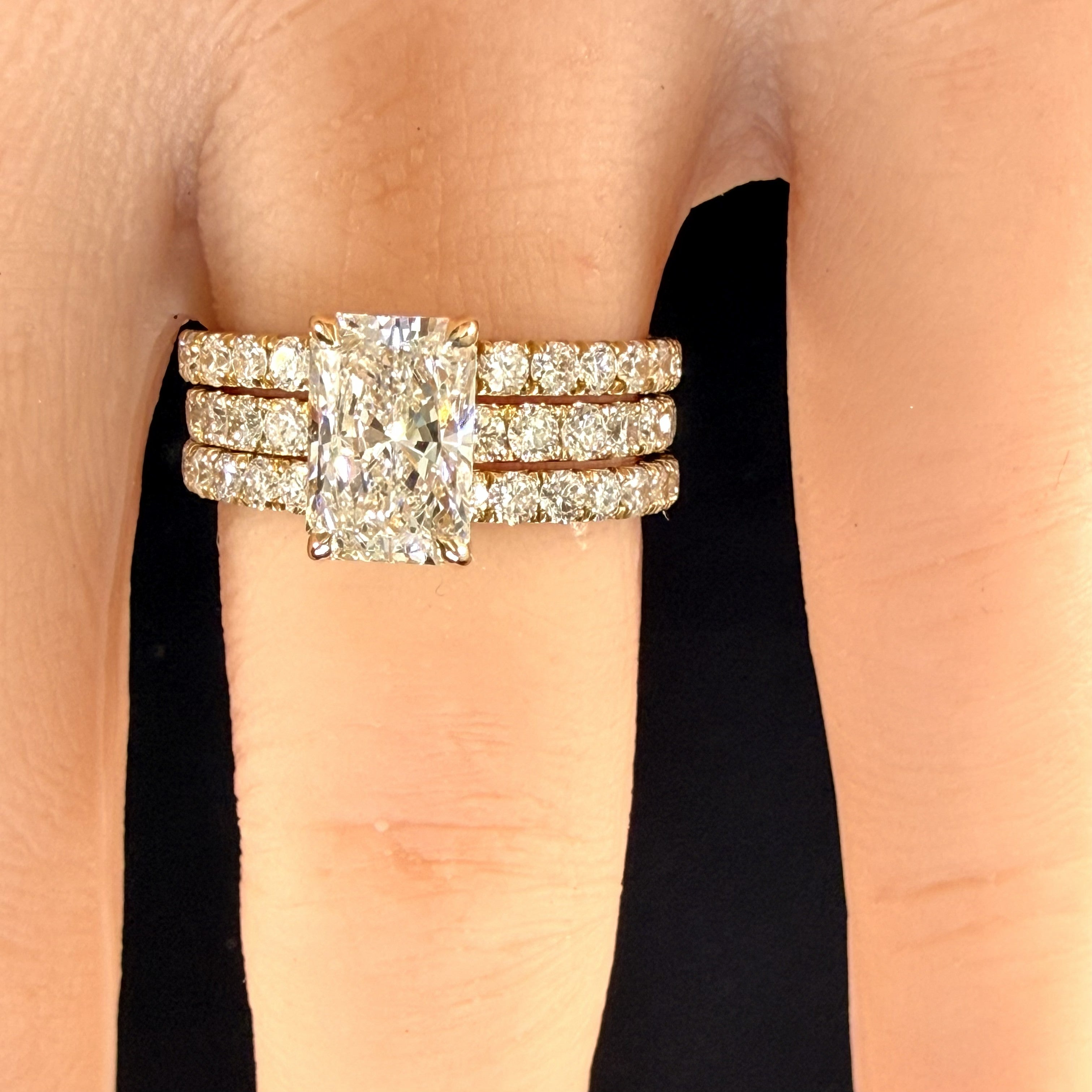 2.27ct Total Weight Radiant Cut Lab Grown Diamond IGI Certified14K Yellow Gold Engagement Ring