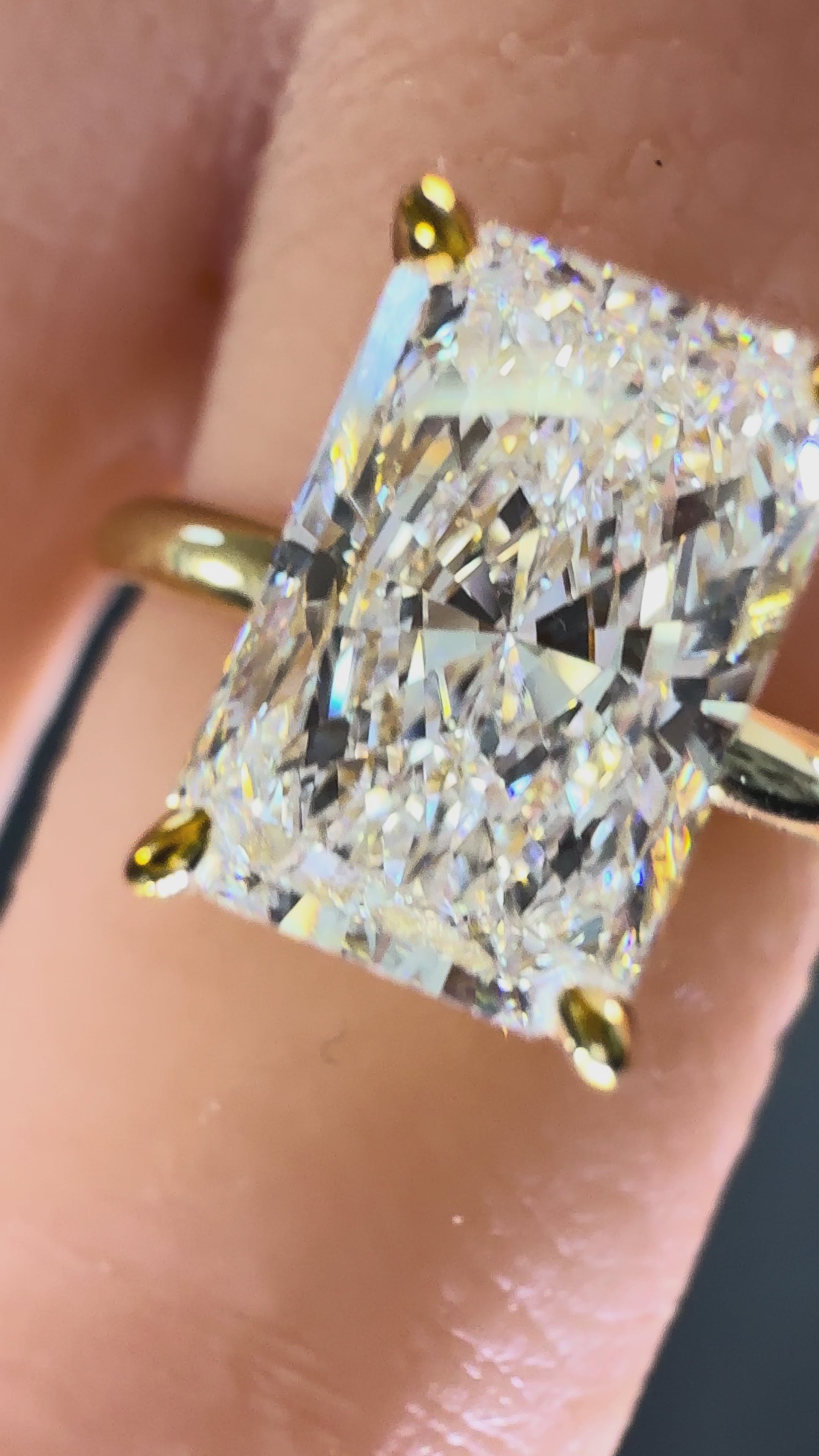 Radiant Cut Lab Grown Diamond Engagement Ring | 2ct IGI Certified | 14K Yellow Gold Solitaire